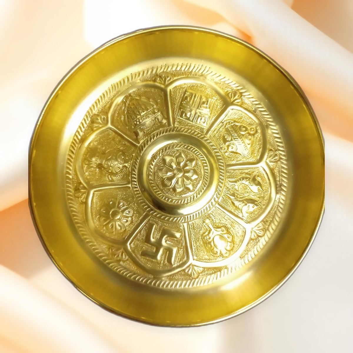 Ashtamangal Thali — Eight auspicious symbols